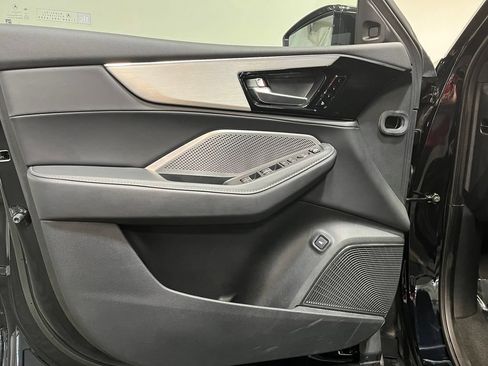 Certified 2024 Acura MDX SH-AWD w/ Technology Package image 13