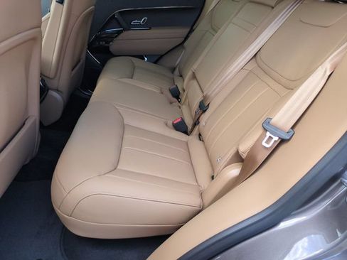 New 2026 Land Rover Range Rover Sport SE AWD/4WD image 15