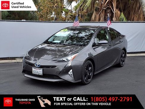 Certified 2018 Toyota Prius Three Touring image 1