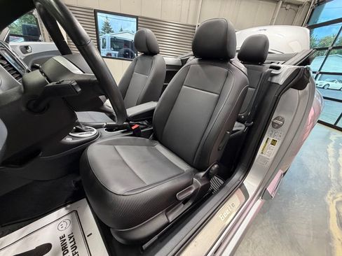 Used 2016 Volkswagen Beetle 1.8T SEL FWD image 9