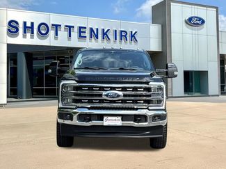 Used 2023 Ford F250 Lariat w/ Lariat Ultimate Package AWD/4WD video 2