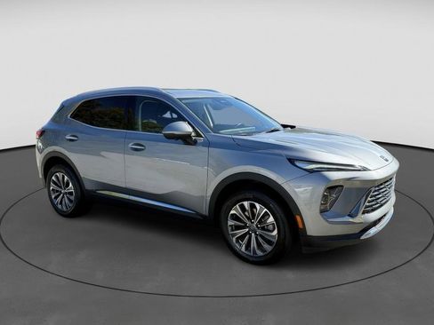 Certified 2025 Buick Envision Preferred image 4