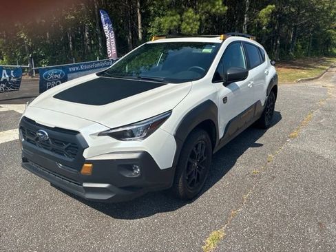 Used 2025 Subaru Crosstrek 2.5i Wilderness w/ Wilderness Package AWD/4WD image 3