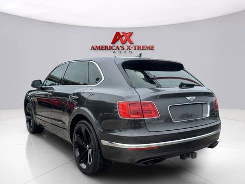 Used 2018 Bentley Bentayga AWD/4WD image 3