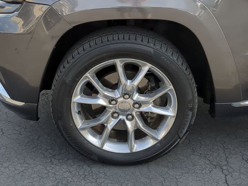 Used 2014 Jeep Grand Cherokee Summit AWD/4WD image 13