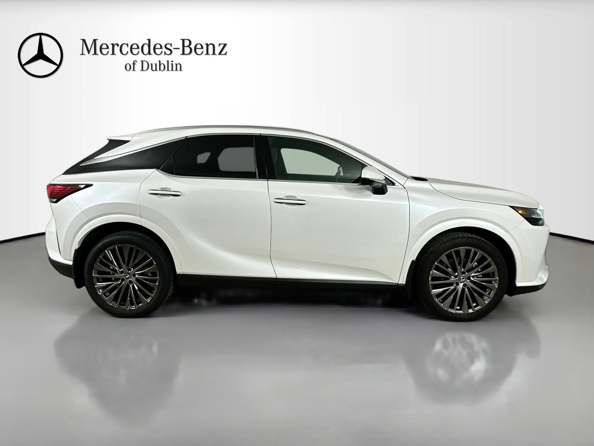 Used 2024 Lexus RX 350 w/ Convenience Package AWD/4WD image 4