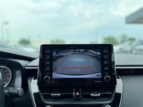 Used 2021 Toyota Corolla SE FWD image 37