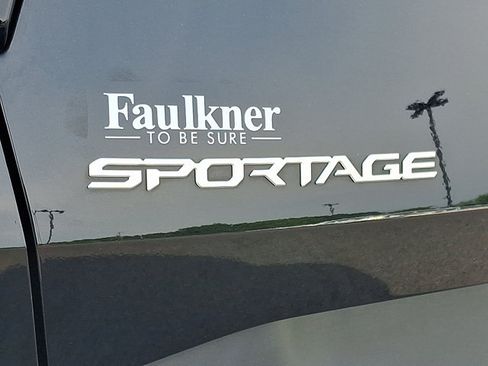Used 2023 Kia Sportage EX w/ EX Premium Package AWD/4WD image 30