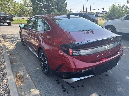Used 2025 Hyundai Sonata SEL FWD image 4