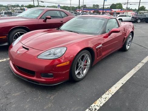 Used 2012 Chevrolet Corvette Grand Sport w/ 2LT Preferred Equipment Group RWD image 2