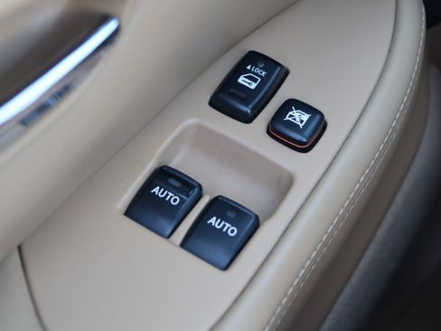 Used 2009 Lexus SC 430 Convertible w/ Preferred Accessory Pkg RWD image 15