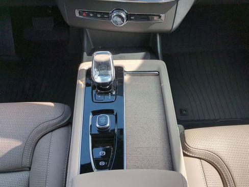 New 2026 Volvo XC90 T8 Ultra w/ Protection Package Premier AWD/4WD image 15
