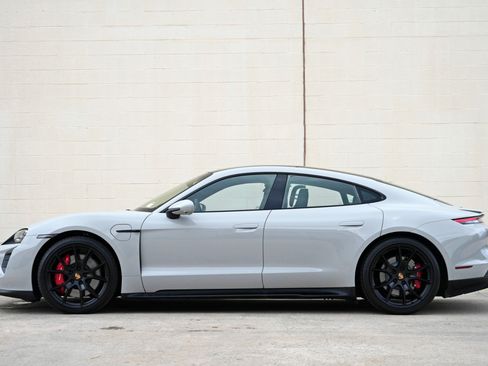 Used 2023 Porsche Taycan GTS AWD/4WD image 9