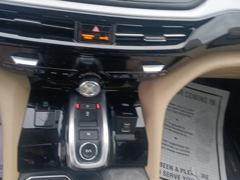 Used 2023 Acura MDX SH-AWD image 14