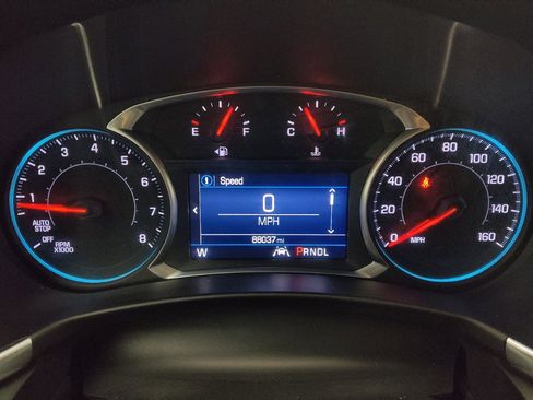 Used 2021 Chevrolet Equinox LT FWD image 23