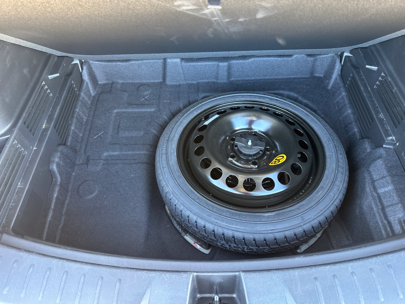 Used 2024 Chevrolet TrailBlazer LT FWD image 24