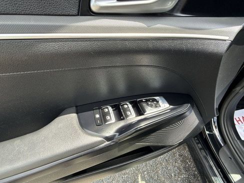 Used 2021 Kia K5 LXS image 15