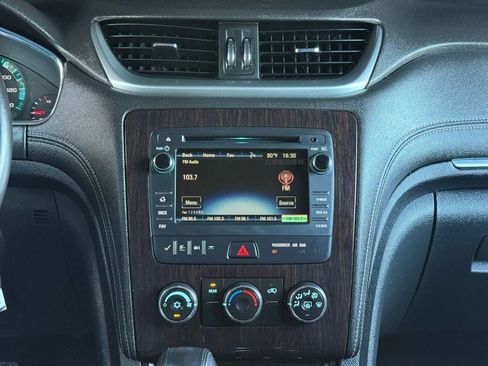 Used 2017 Chevrolet Traverse LT w/ Style and Technology Package AWD/4WD image 50