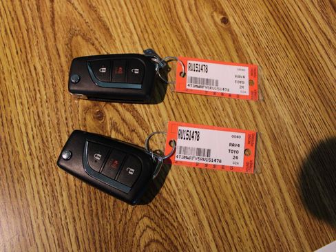 Used 2024 Toyota RAV4 LE AWD/4WD image 52