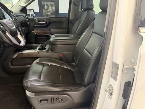 Used 2019 GMC Sierra 1500 SLT w/ SLT Premium Plus Package AWD/4WD image 12