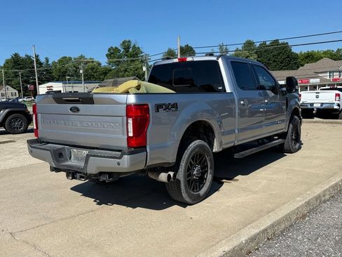 Used 2022 Ford F250 Lariat w/ Black Appearance Package AWD/4WD image 6
