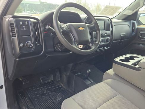 Used 2017 Chevrolet Silverado 1500 Custom w/ Custom Convenience Package image 21