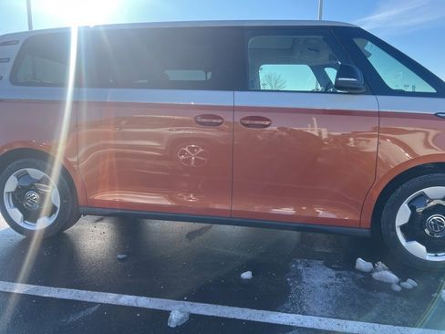 New 2025 Volkswagen ID. Buzz Pro S Plus image 3