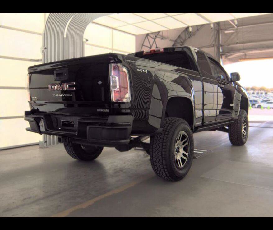 Used 2021 GMC Canyon Elevation Standard w/ Convenience Package AWD/4WD image 8