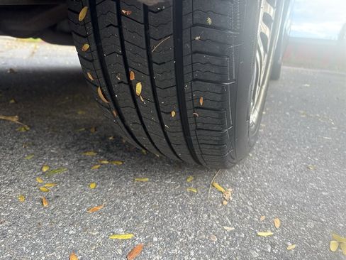 Used 2018 Toyota Sienna XLE Premium image 8