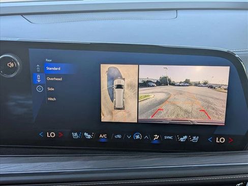 New 2025 Chevrolet Suburban Premier image 12