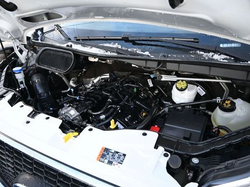 Used 2023 Ford Transit 350 XLT image 8