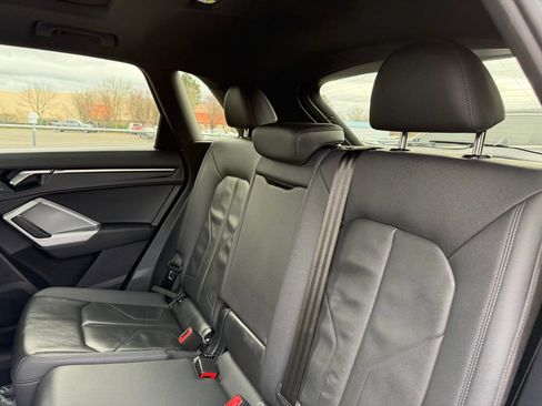 Used 2022 Audi Q3 2.0T Premium image 31