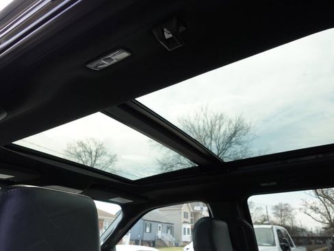 Used 2022 Ford F150 XLT w/ Equipment Group 302A High image 45