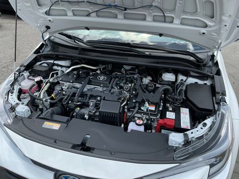 Used 2025 Toyota Corolla LE FWD image 23