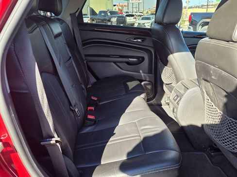 Used 2016 Cadillac SRX Luxury image 15