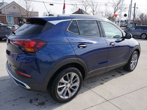 Used 2023 Buick Encore GX Essence w/ Experience Buick Package image 4