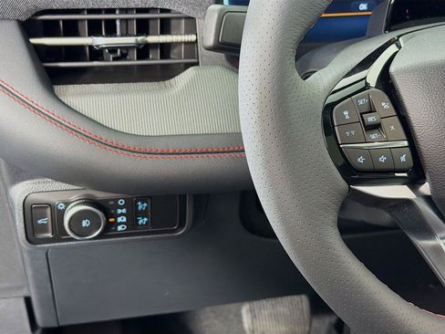 New 2026 Ford Explorer ST-Line w/ ST-Line Street Pack AWD/4WD image 17
