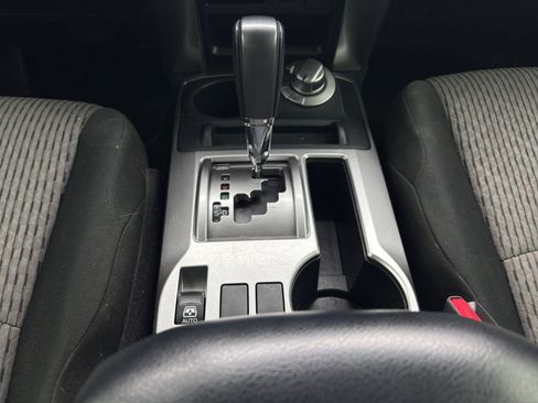 Used 2021 Toyota 4Runner SR5 image 5