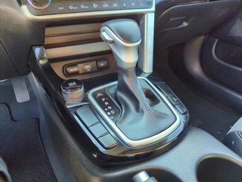 Used 2022 Kia Seltos S FWD image 10