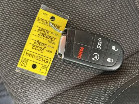 Used 2022 Dodge Charger SXT image 16