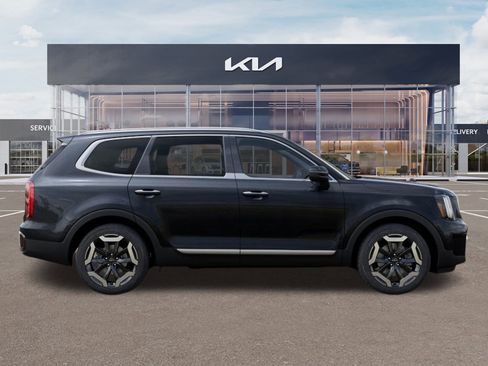 New 2025 Kia Telluride S image 7