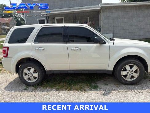 Used 2012 Ford Escape XLS AWD/4WD image 1