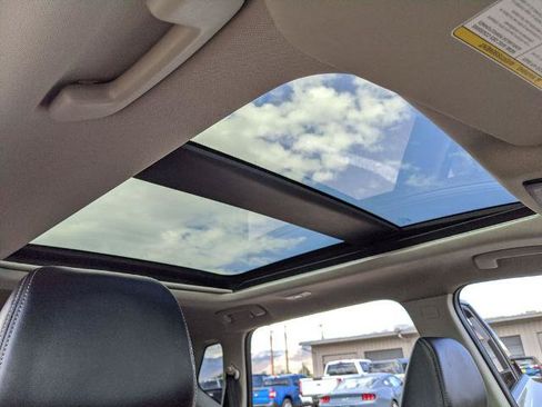 Used 2021 Nissan Rogue Platinum FWD image 22