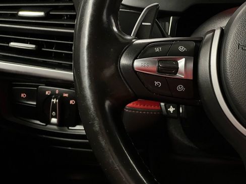 Used 2016 BMW X6 M image 29