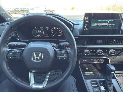 Used 2024 Honda CR-V Sport Touring image 27
