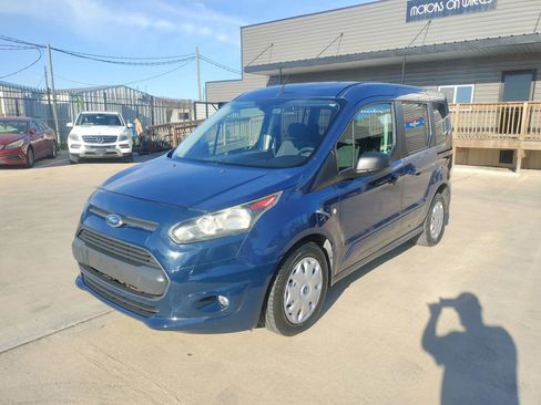 Used 2015 Ford Transit Connect XLT image 2