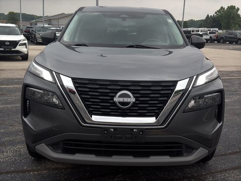 Used 2023 Nissan Rogue S AWD/4WD image 3