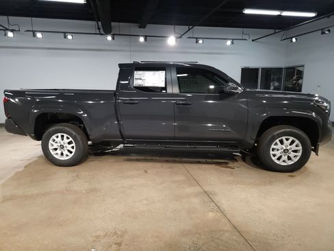 New 2026 Toyota Tacoma SR5 AWD/4WD image 8