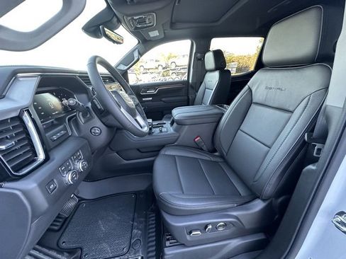 New 2026 GMC Sierra 1500 Denali w/ Denali Reserve Package image 15