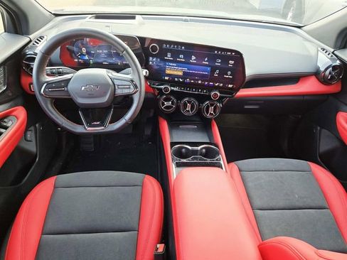 Used 2025 Chevrolet Blazer EV RS image 7